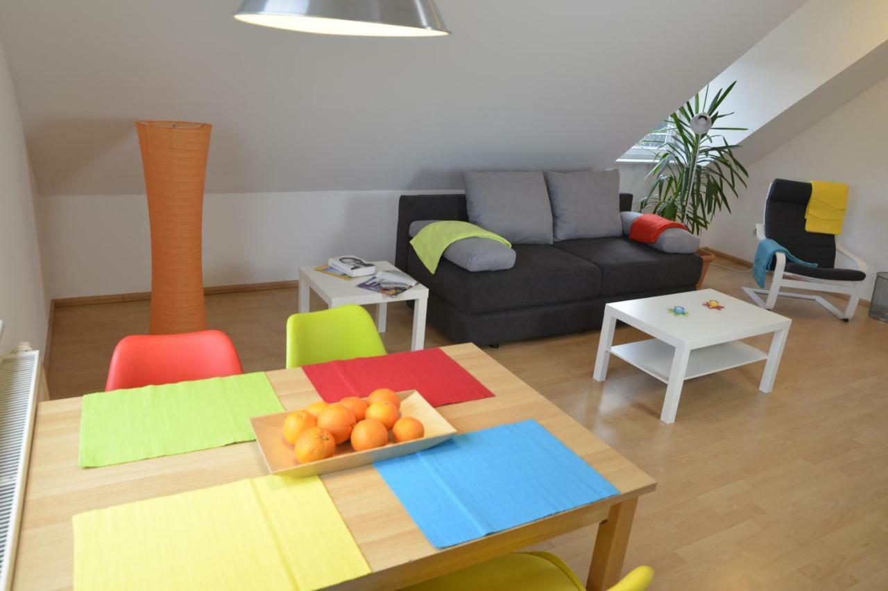 Flat2let 2 Apartment